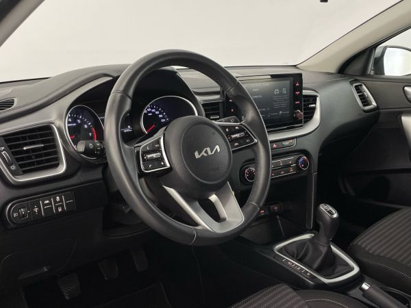 kia-xceed-2023-gasolina-998cc
