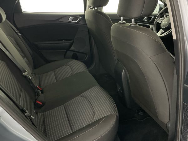 kia-xceed-2023-gasolina-998cc