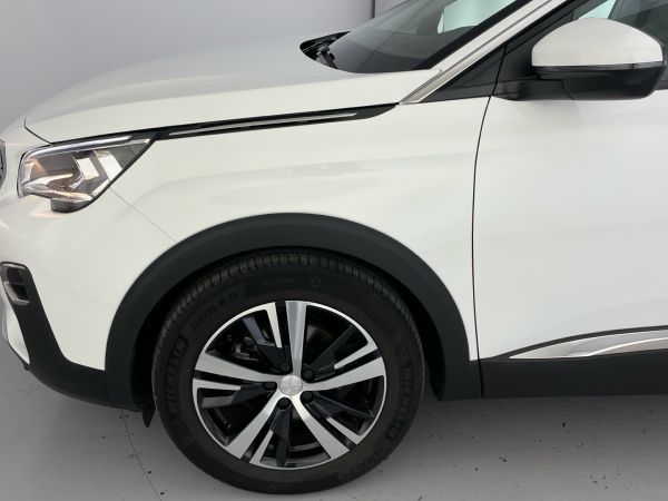 peugeot-5008-2020-gasolina-1199cc