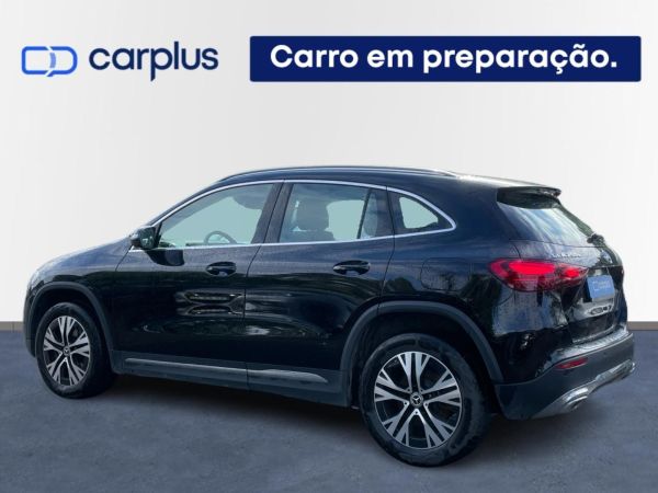 mercedes-benz-gla-2024-hibrido-1332cc