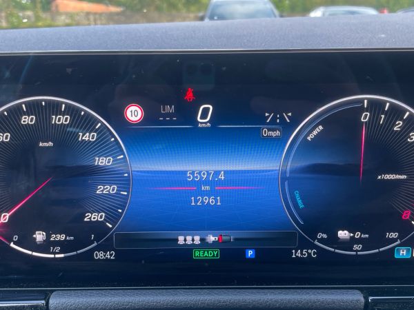 mercedes-benz-gla-2024-hibrido-1332cc