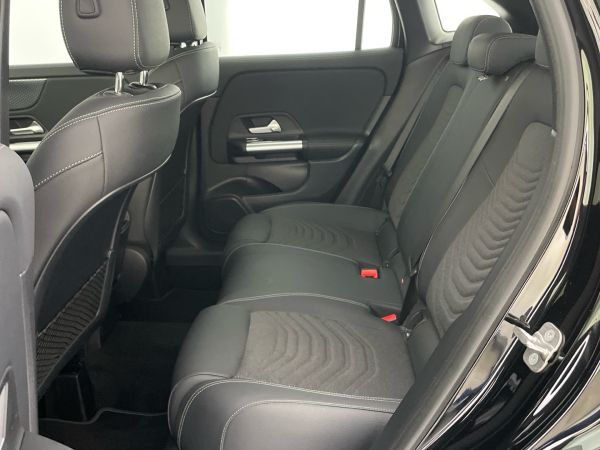 mercedes-benz-gla-2024-hibrido-1332cc