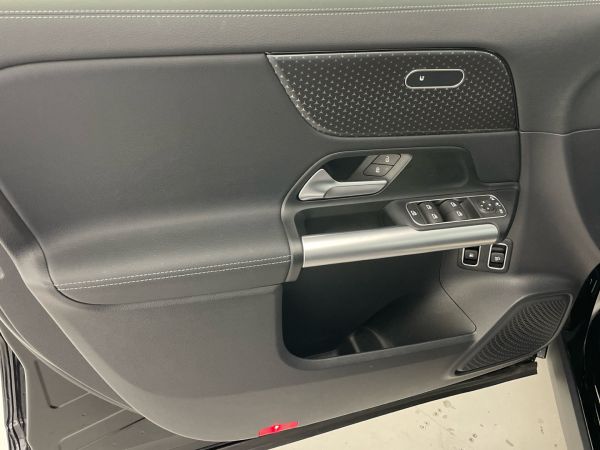 mercedes-benz-gla-2024-hibrido-1332cc
