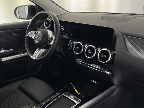 mercedes-benz-gla-2024-hibrido-1332cc