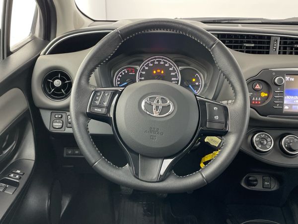 toyota-yaris-2020-gasolina-998cc