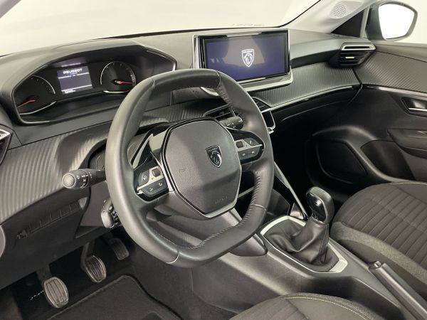 peugeot-208-2024-gasolina-1199cc