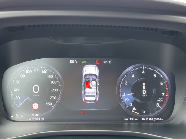 volvo-xc40-2021-gasolina-1477cc