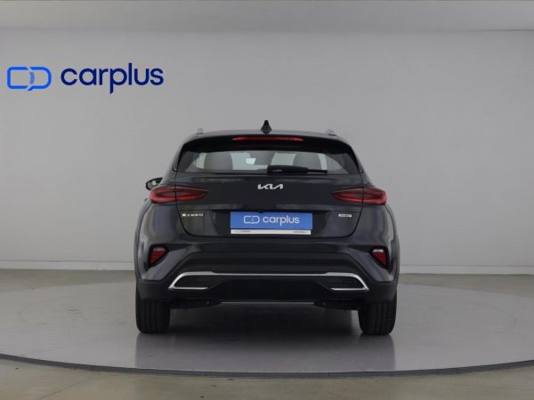kia-xceed-2024-hibrido-1580cc
