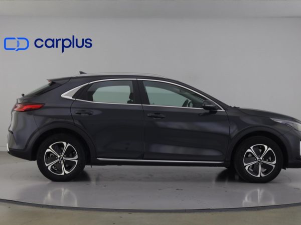 kia-xceed-2024-hibrido-1580cc