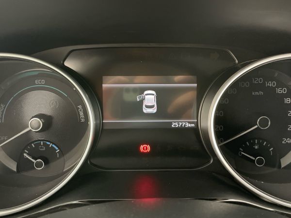 kia-xceed-2024-hibrido-1580cc