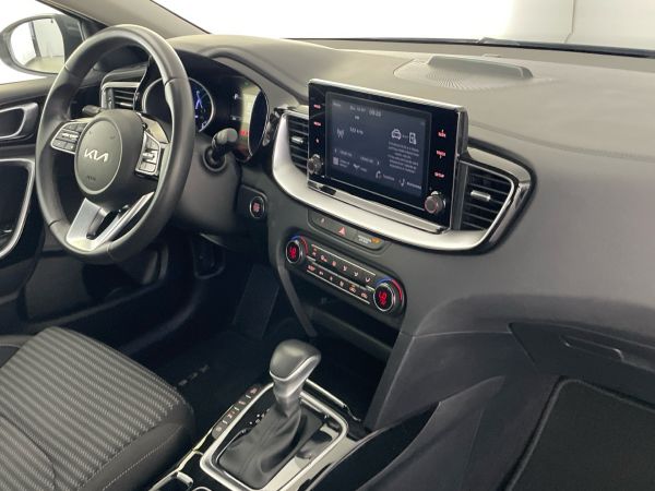 kia-xceed-2024-hibrido-1580cc