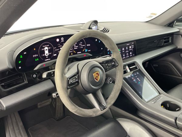 porsche-taycan-2022-eletrico-0cc