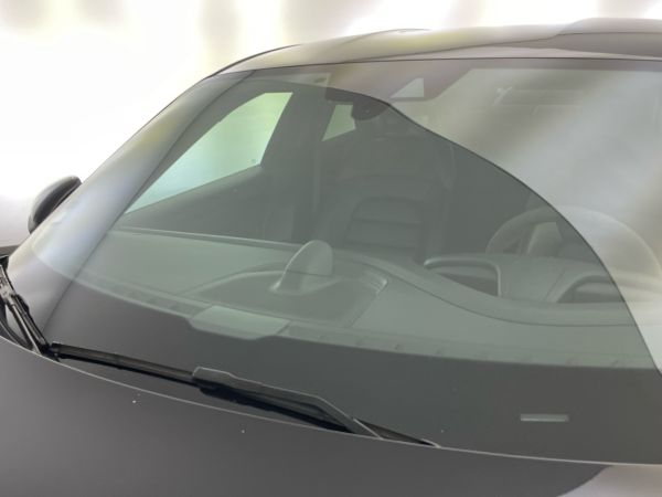 porsche-taycan-2022-eletrico-0cc