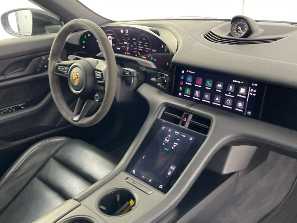 porsche-taycan-2022-eletrico-0cc