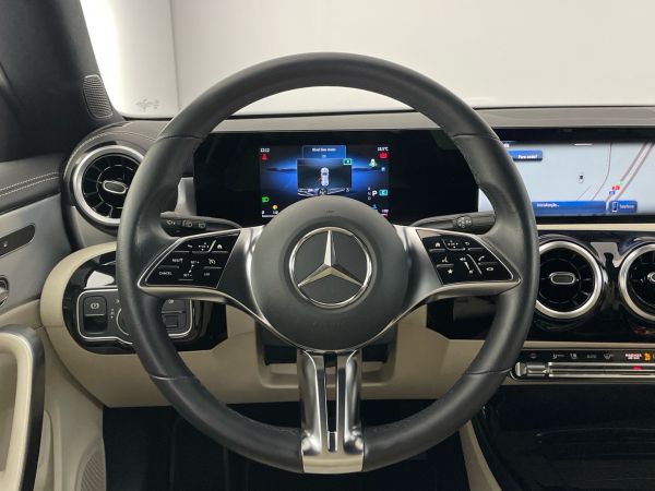 mercedes-benz-cla-2023-diesel-1950cc