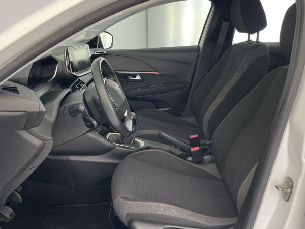 peugeot-208-2020-gasolina-1199cc