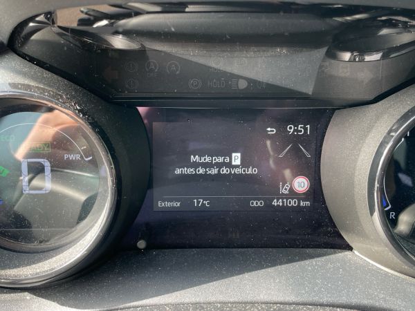 toyota-yaris-2021-gasolina-1490cc