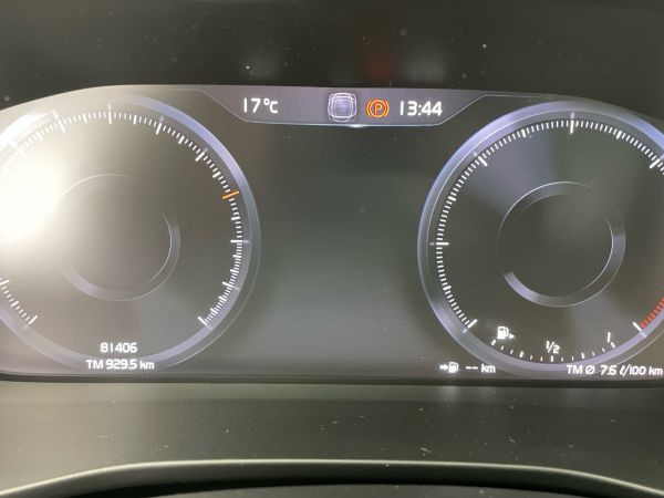 volvo-xc40-2021-diesel-1969cc