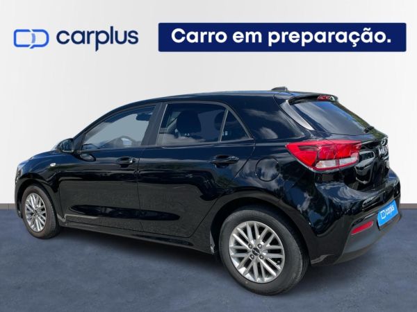 kia-rio-2021-gasolina-1197cc