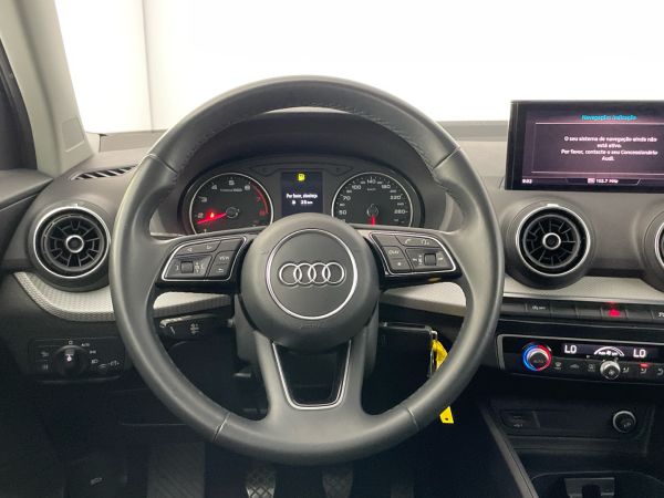 audi-q2-2021-gasolina-999cc