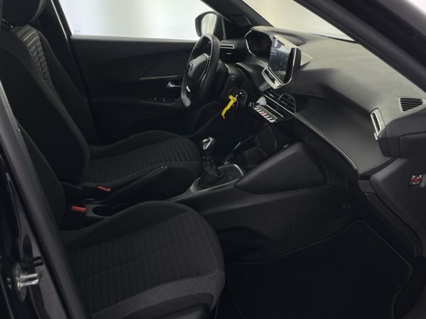 peugeot-2008-2024-gasolina-1199cc