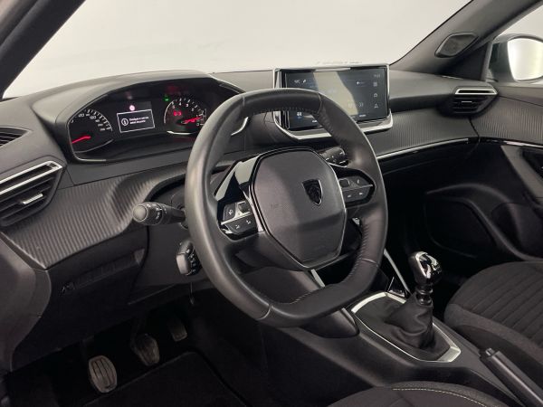 peugeot-2008-2023-gasolina-1199cc