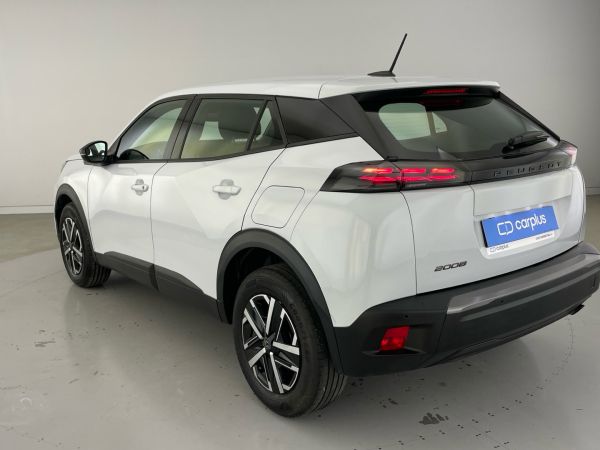 peugeot-2008-2023-gasolina-1199cc