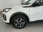 peugeot-2008-2023-gasolina-1199cc