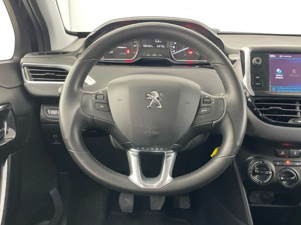 peugeot-208-2017-gasolina-1199cc