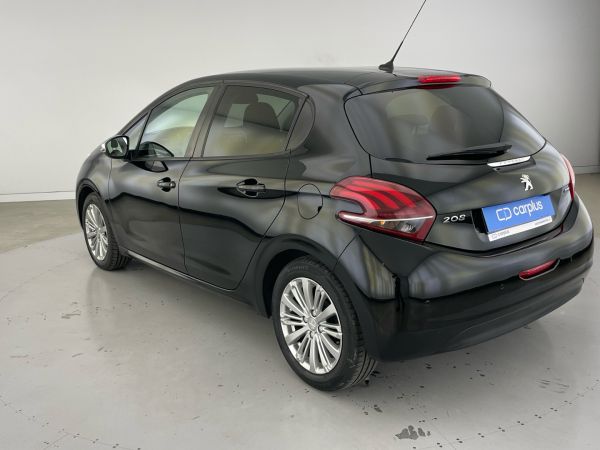 peugeot-208-2017-gasolina-1199cc