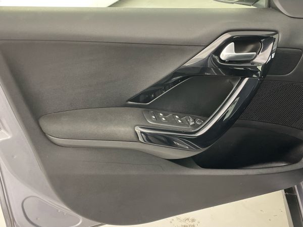 peugeot-2008-2019-gasolina-1199cc