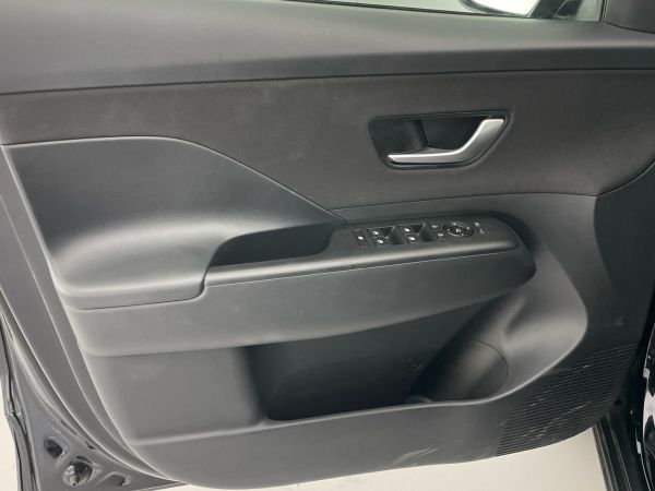 hyundai-kauai-2025-gasolina-998cc
