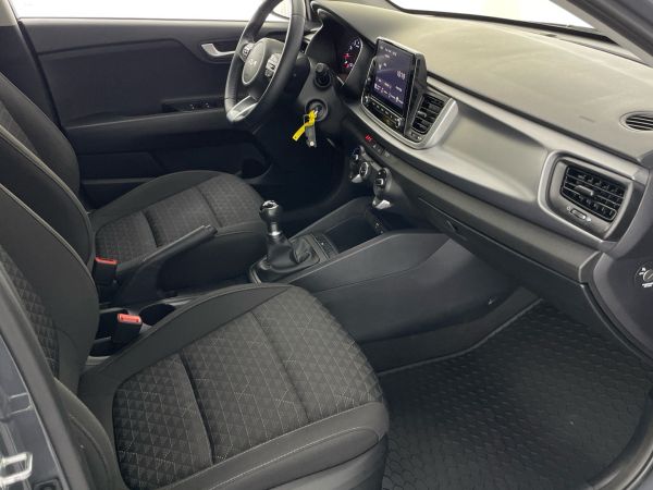 kia-rio-2023-gasolina-1197cc