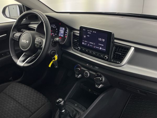 kia-rio-2023-gasolina-1197cc