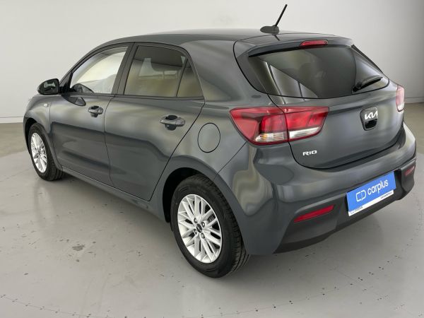 kia-rio-2023-gasolina-1197cc