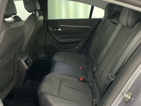 peugeot-508-2021-hibrido-1598cc