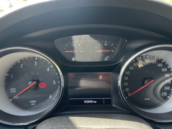 opel-astra-2019-diesel-1598cc