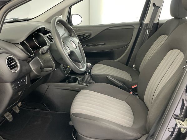 fiat-punto-2018-gasolina-1242cc