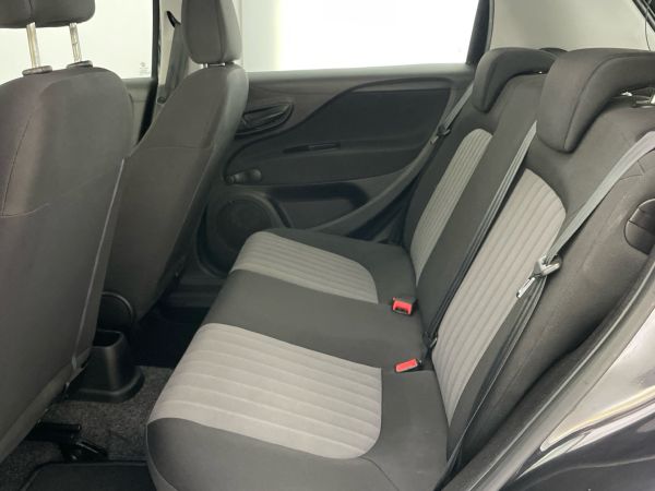 fiat-punto-2018-gasolina-1242cc