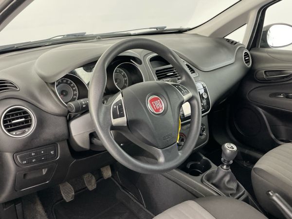 fiat-punto-2018-gasolina-1242cc