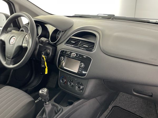 fiat-punto-2018-gasolina-1242cc