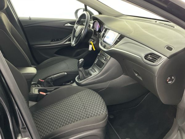 opel-astra-2019-diesel-1598cc