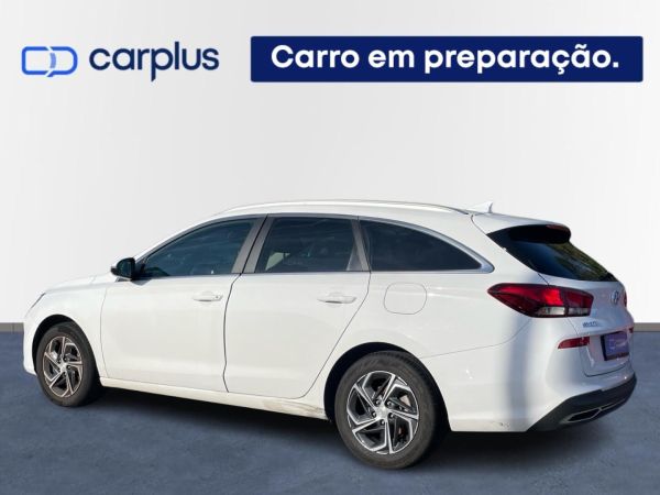 hyundai-i30-2022-gasolina-998cc