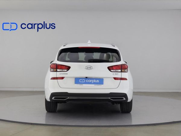hyundai-i30-2022-gasolina-998cc