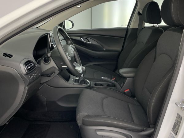 hyundai-i30-2022-gasolina-998cc