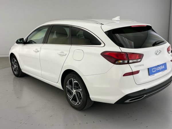 hyundai-i30-2022-gasolina-998cc