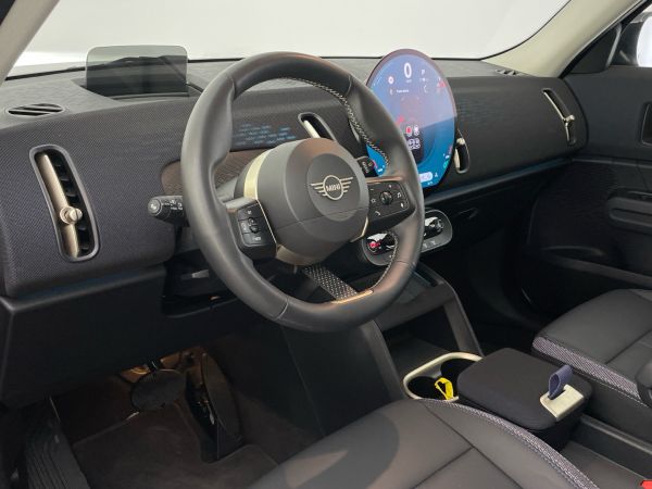 mini-countryman-2025-diesel-1995cc