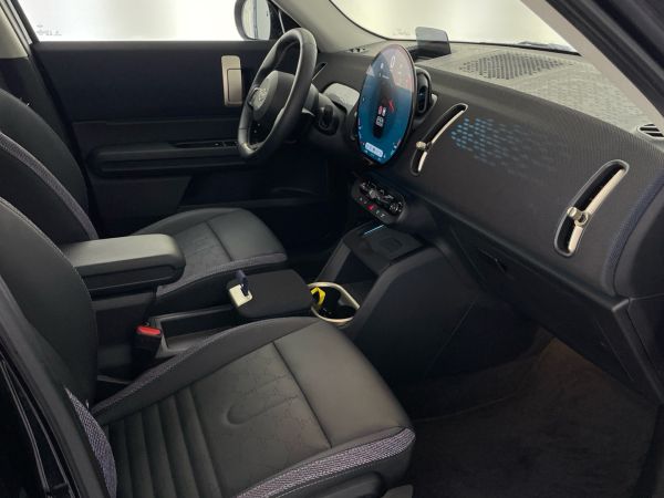 mini-countryman-2025-diesel-1995cc