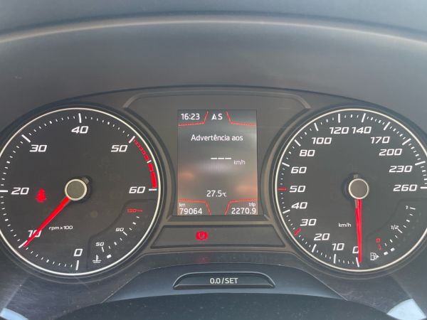 seat-leon-2019-diesel-1598cc