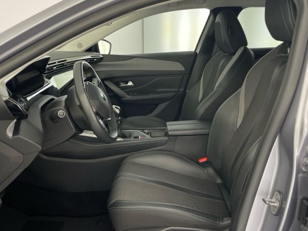peugeot-308-sw-2023-gasolina-1199cc